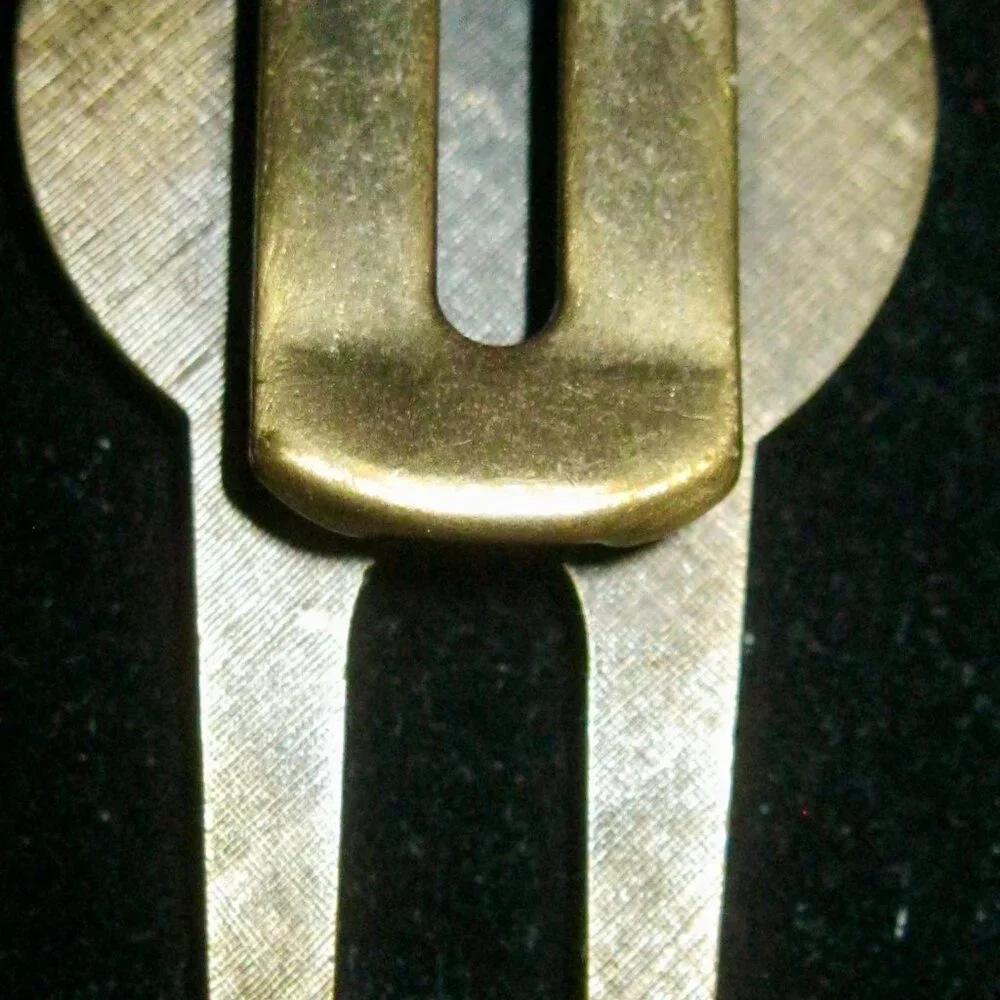 RARE TRASHMASTERS ASPEN DIVOT TOOL WITH BALLMARKER, PUTTER REST-NEW NEVER USED